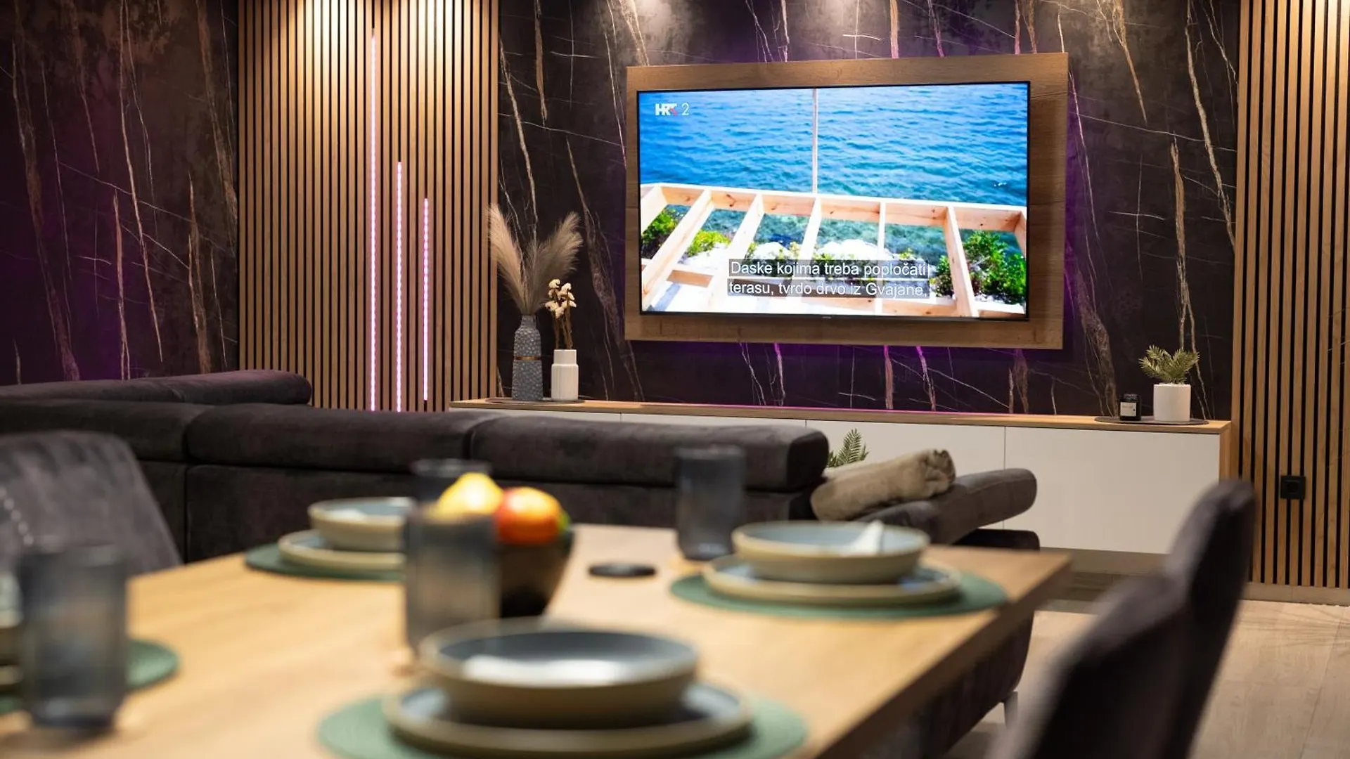 Apartment 88 - Private Heated Pool زادار